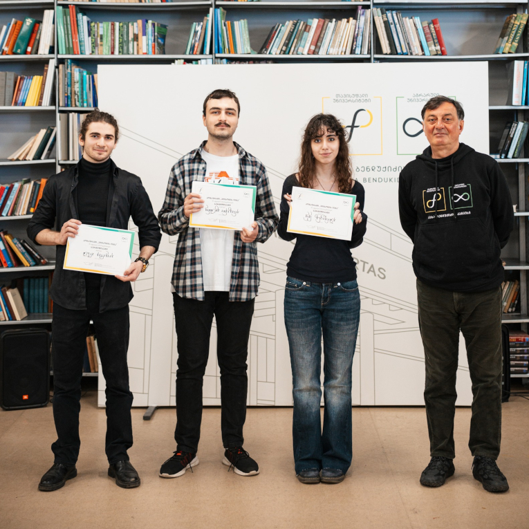 Ედისონი4