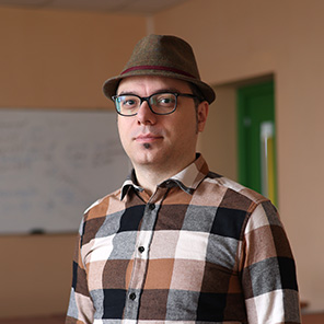 Შოთა Ღვინეფაძე